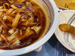 -呷佬·长沙手工米粉(金沙江路店)