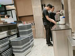 -香港新发烧腊茶餐厅(水围店)