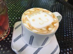 -海边的猫和咖啡馆