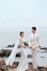 -雪中彩影婚纱摄影·微光艺术中心