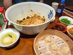 -李犟大爆鳝面·手工蟹黄包(湖滨西湖店)
