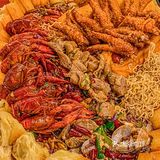 🆘肥肠烤鱼配小龙虾巨无霸油条PLUS版烤鱼盘你绝对没吃过
