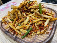 -江城燕子大排档(江汉路步行街店)