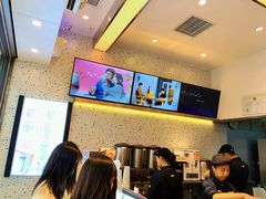 -CoCo都可(八达商城店)