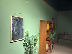 -摩斯密码·实景搜证换装沉浸密室剧本杀