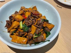 -关东小磨东北菜(上海长风大悦城店)