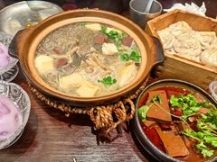 -古都历食南京菜·烤鸭·鸭血粉丝·汤包(南京博物院店)