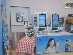 -全家便利店(王府井大街店)