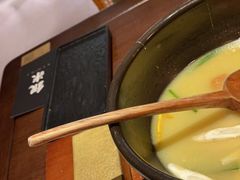 -银米·云南传统过桥米线(双廊黑金冠店)