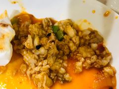 肥肠里面抠出来的油-富乐山酒店(西黄城根北街店)