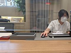 -华夏典当行(龙德广场店)