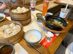 -馋三尺蟹粉小笼(人民广场店)