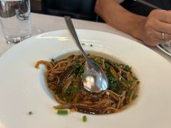 响油鳝糊-老洋房花园饭店(绍兴路店)