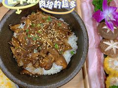 -青瓦炭韩潮烤肉(花园道店)