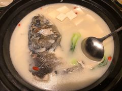 千岛湖鱼头奶汤-7017浙菜•建德味(中财店)