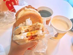 吉士蛋麦满分-麦当劳(宝山大厦店)
