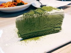 -必胜客(武汉欢乐谷店)