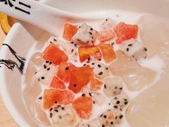 现任椰奶冰粉-新太二·鲜料川菜(群光广场店)