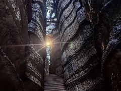 -梭布垭石林景区