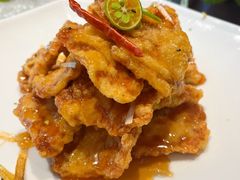 -鞍山大白鲨美食酒店