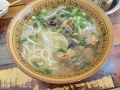 -正宗李家土鸡米线店