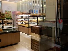 面包甜点陈列柜-皇后饼店(财富广场店)