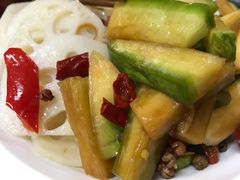 酸辣白萝卜条-东京包子楼(政七街店)