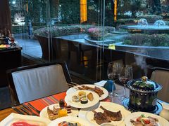 -岷山饭店-芝芝自助餐厅