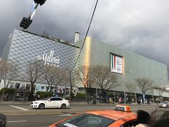 -Galleria百货店名品馆