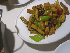 -聚友斋(陶瓷琉璃馆水晶街店)