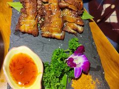 纳西烤山猪-觅山云南菜(泊富ICITY店)