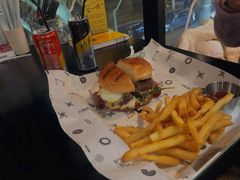-Grinder 绞肉机汉堡(武定路店)