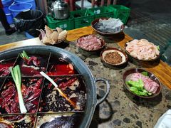 -正南齊北重庆老火锅(光华村直营店)