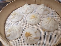 手拆蟹粉灌汤包-包小笼·金牌汤包(中山路店)
