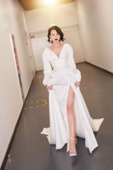 -Renee芮亦婚纱(原丽莎)