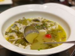 酸菜目鱼片-天宁凯利时尚餐厅