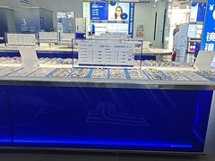 -优购镜仓(六角广场店)