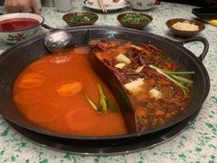 -鸿姐老火锅(疁城新天地店)
