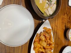 -泉畔人家·老济南经典鲁菜(大明湖店)