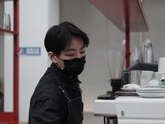 -UNI UNI(环亚凯瑟琳店)