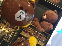 -LINE FRIENDS Garosu-gil Flagship Store