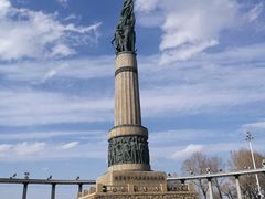 -人民防洪胜利纪念塔