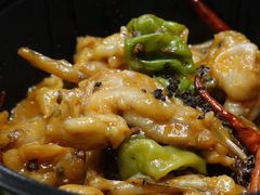 黑松露牛肝菌焖牛蛙-云海肴·汽锅鸡·云南菜(美罗城店)