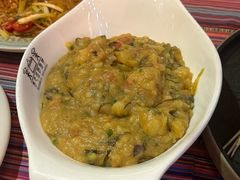 -香巴拉云南餐厅(华莱坞店)