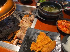 -肉甲韩国木炭烤肉(新壹街1店)
