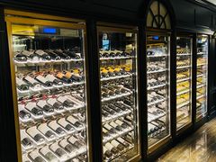 面包甜点陈列柜-福玺荟(外滩罗斯福店)