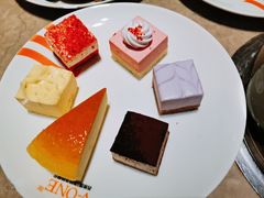 -V-ONE西雅图海鲜自助餐厅(仓山万达广场店)