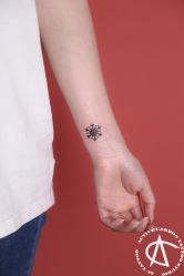 -AC TATTOO 纹身