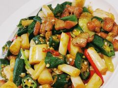 藕带黄金肉-煲王粤菜餐厅(中侨中心店)