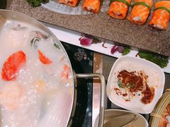 -捞王锅物料理(上海世茂广场店)